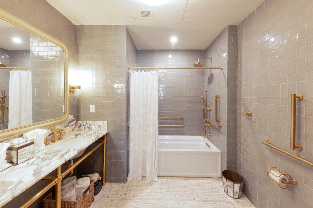 Photo of Bathroom in Downtown Knoxville