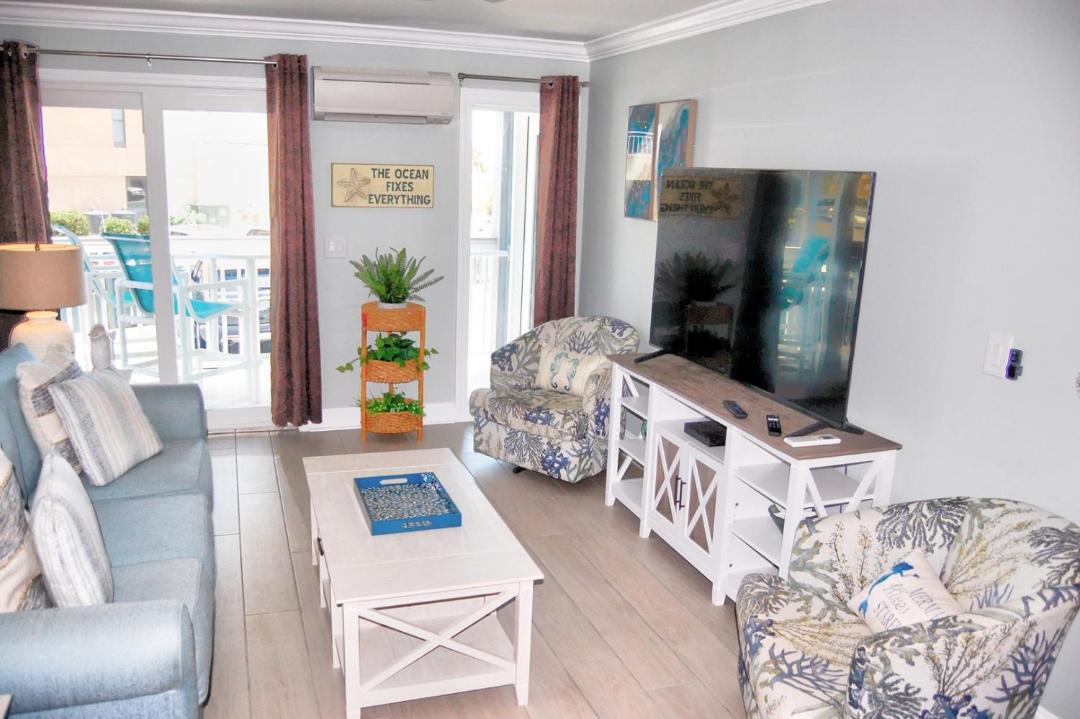Photo of Livingroom in Myrtle Beach