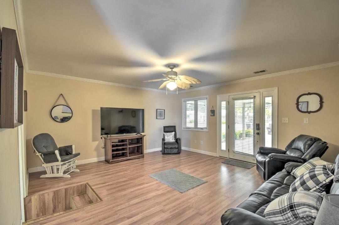 Photo of Livingroom in Myrtle Beach