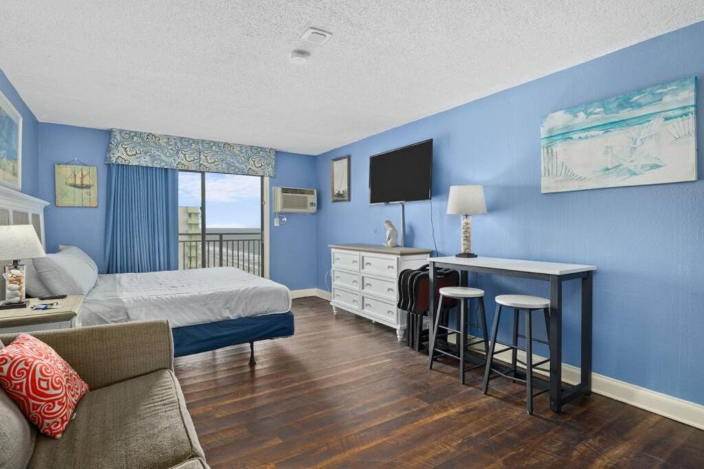 Photo of Livingroom in Myrtle Beach