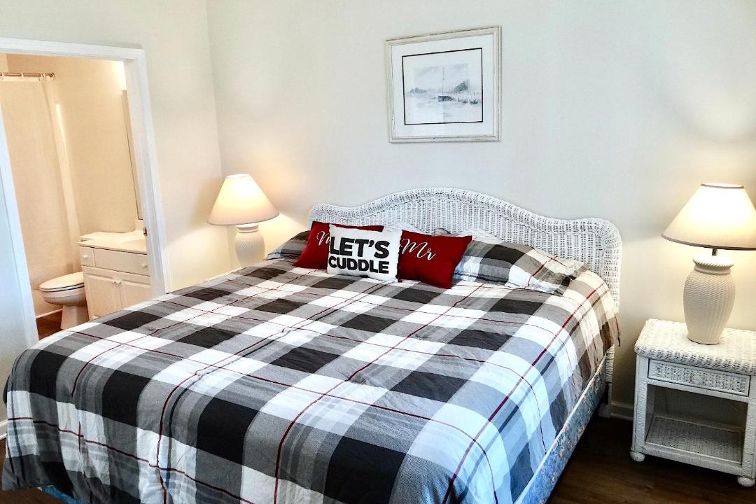 Photo of Bedroom in Surfside Beach