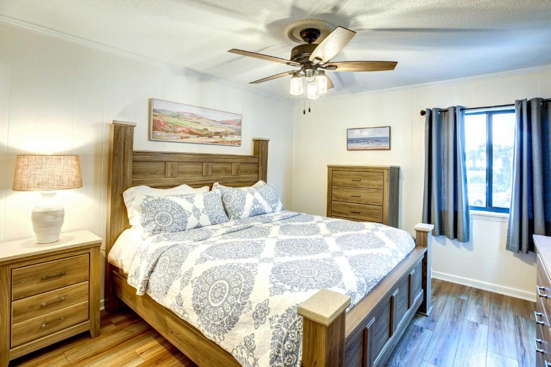 Photo of Bedroom in Myrtle Beach
