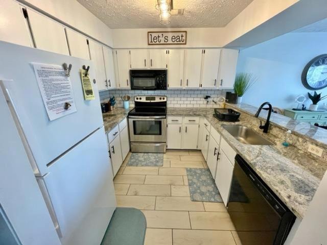 Photo of Kitchen in Surfside Beach