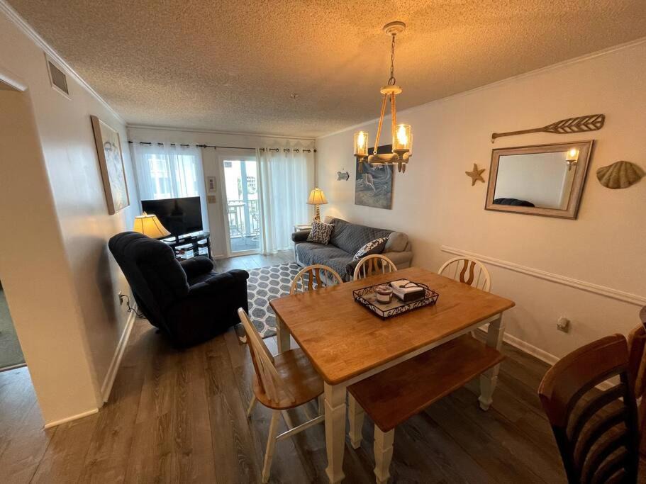Photo of Livingroom in Myrtle Beach