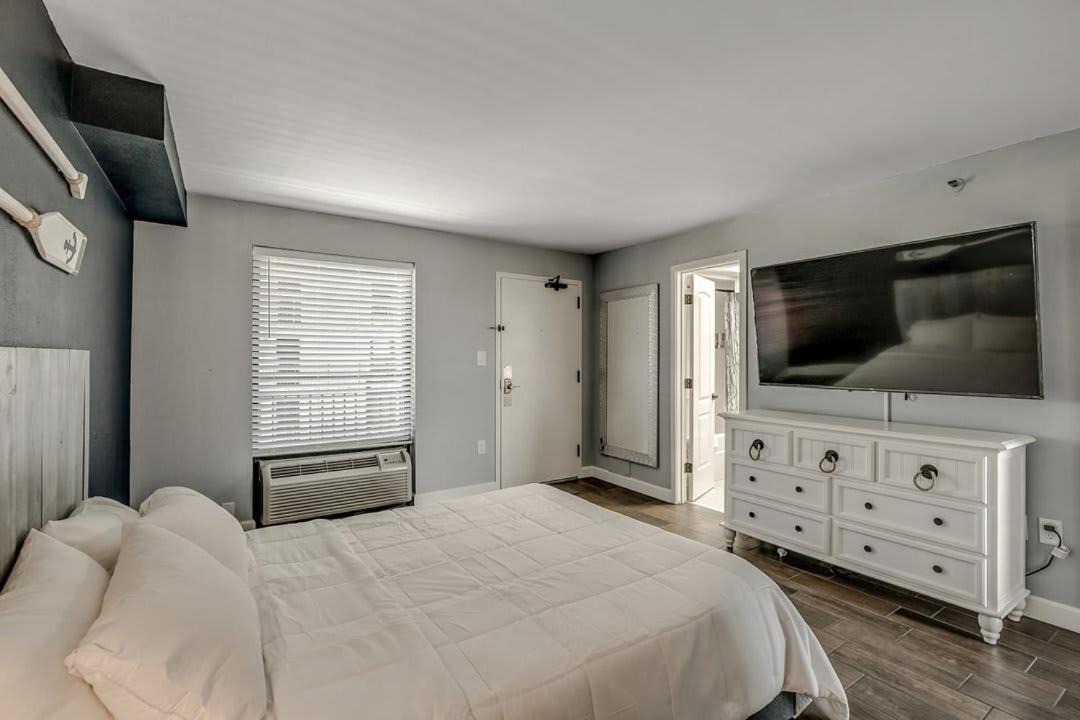 Photo of Bedroom in Myrtle Beach