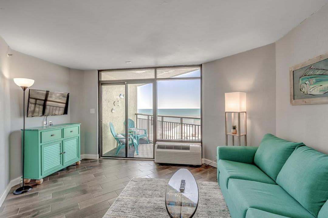 Photo of Livingroom in Myrtle Beach
