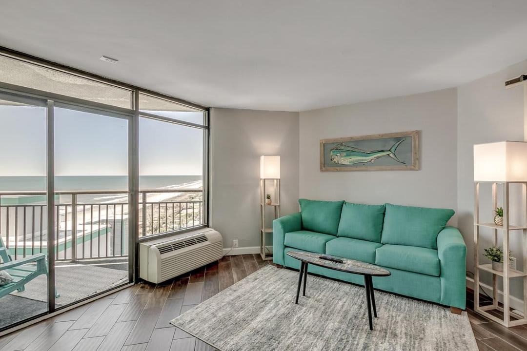 Photo of Livingroom in Myrtle Beach