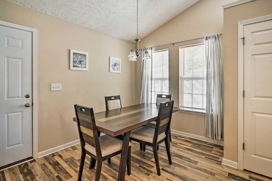 Photo of Livingroom in Murrells Inlet
