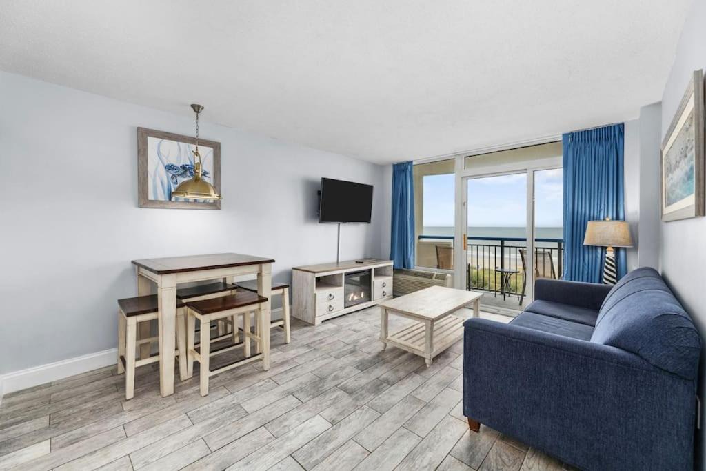 Photo of Livingroom in Myrtle Beach