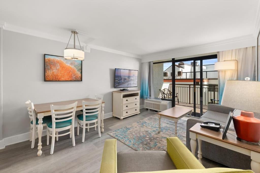 Photo of Livingroom in Myrtle Beach