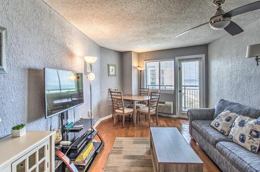 Photo of Livingroom in Myrtle Beach