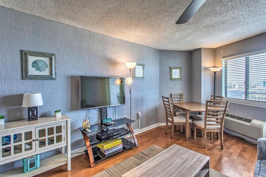 Photo of Livingroom in Myrtle Beach