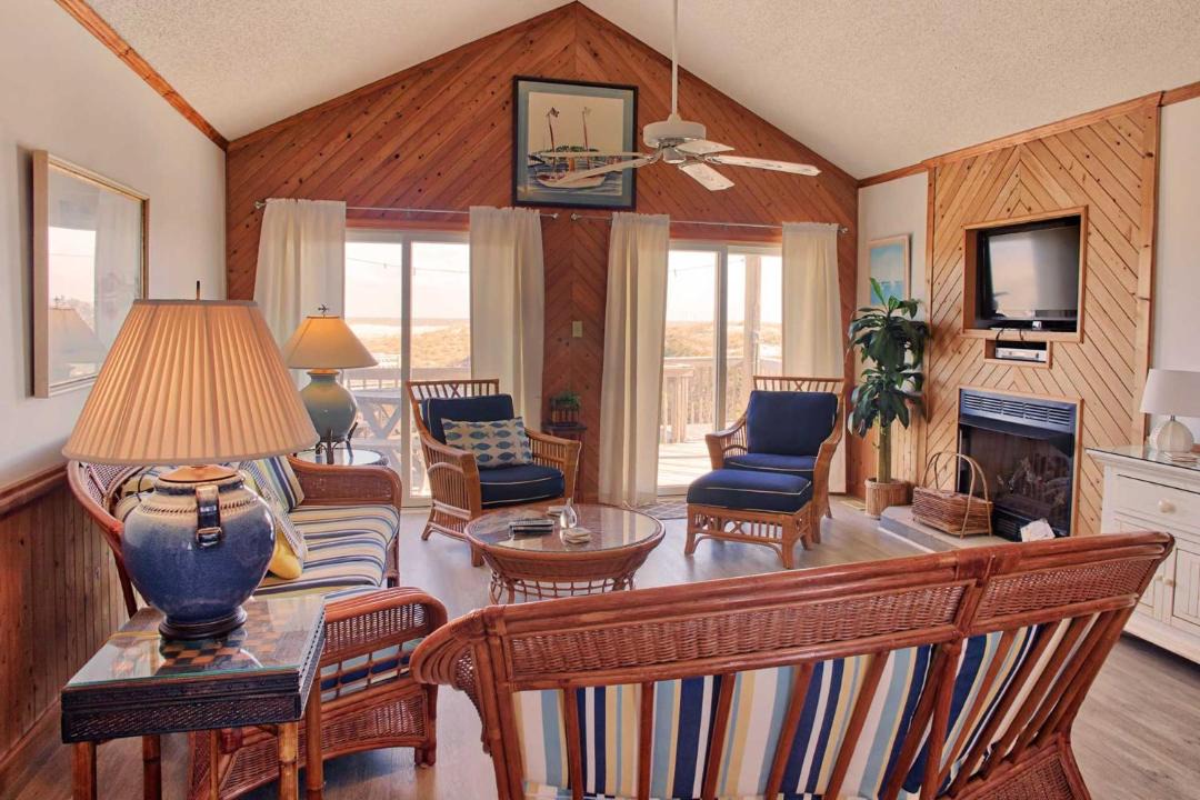 Photo of Livingroom in Avon