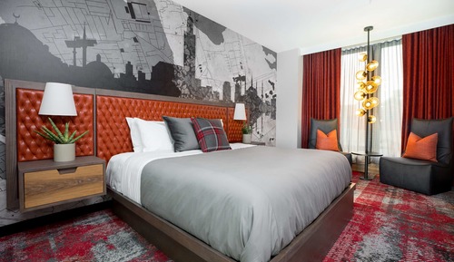 Room, 1 King Bed, Mobility Accessible (Standard View)