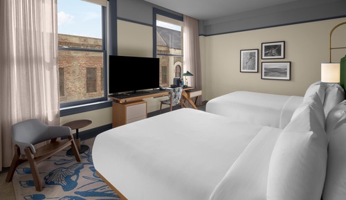Room, 2 Queen Beds, Accessible, Bathtub (Mobility & Hearing)