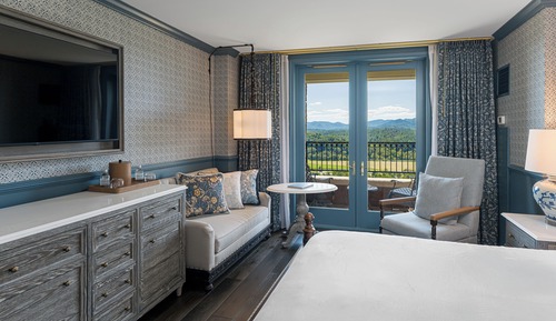 Deluxe Room, 1 King Bed, Balcony