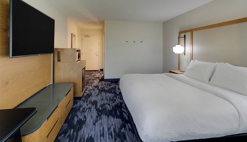 Room, 1 King Bed, Accessible Bathtub