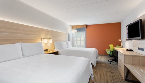 Standard Room, 2 Queen Beds, Accessible Bathtub (Mobility)