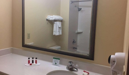 Deluxe Suite, 2 Queen Beds, Non Smoking