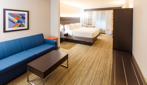 Standard Room, 1 King Bed, Accessible Bathtub (Communications)
