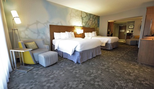 Suite, Multiple Beds, Hearing Accessible (Accessible Bathtub)