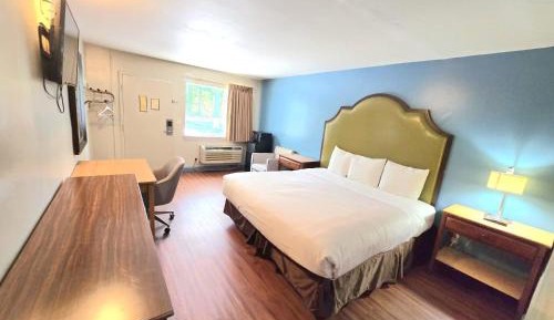 King Room - Non-Smoking