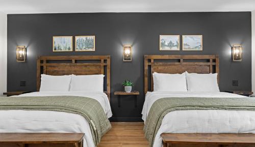 Double Room with Mountain View