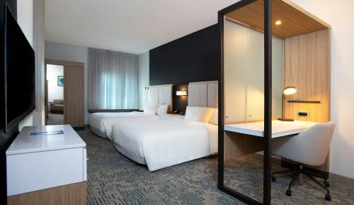 Queen Suite with Two Queen Beds and Sofa Bed - Hearing Accessible/Limited View