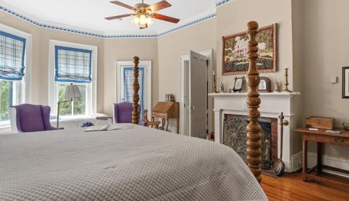 Deluxe Family Suite