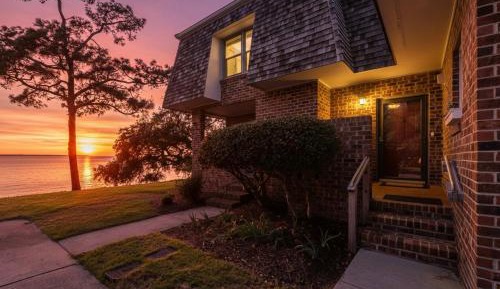 Two-Bedroom Townhouse