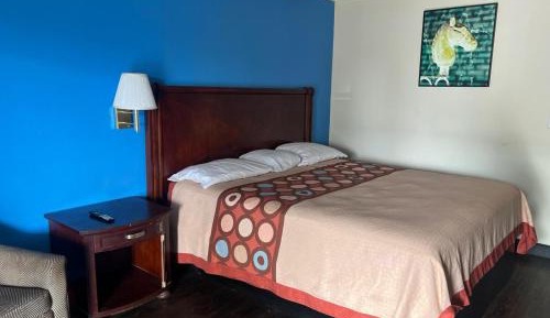 Full Bed Non-Smoking