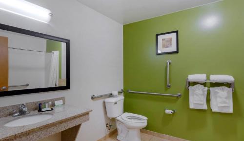 King Room - Disability Access/Non-Smoking