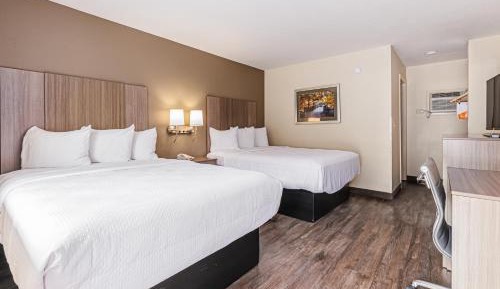 Queen Room with Two Queen Beds Ground Floor - Non-Smoking