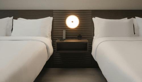 Queen Room with Two Queen Beds, Bathtub and Sofa Bed - Mobility Access