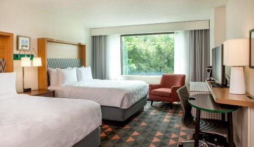 Standard Room with Two Queen Beds