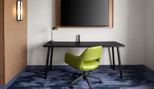 King Suite with Sofa Bed - Hearing Accessible