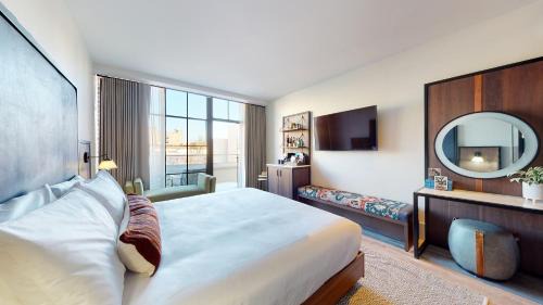 King Suite
