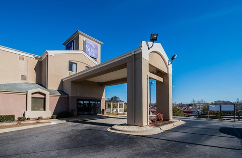 Statesville Hotel | Sleep Inn Statesville I-40