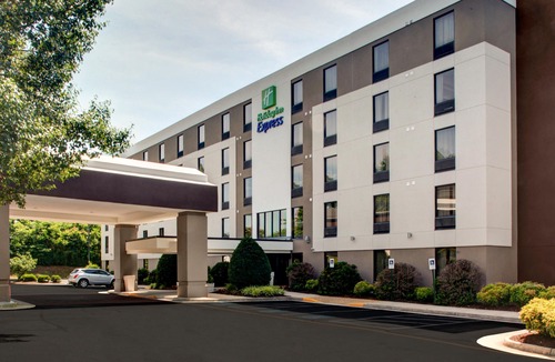 Mechanicsville Hotel | Holiday Inn Express Richmond-Mechanicsville, an Ihg Hotel