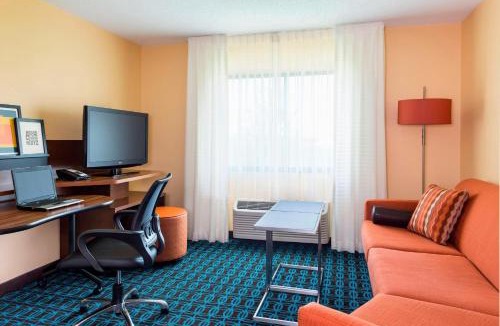 Springfield Hotel | Fairfield Inn & Suites Springfield