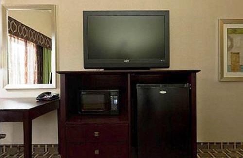 Statesville Hotel | Holiday Inn Express & Suites Statesville