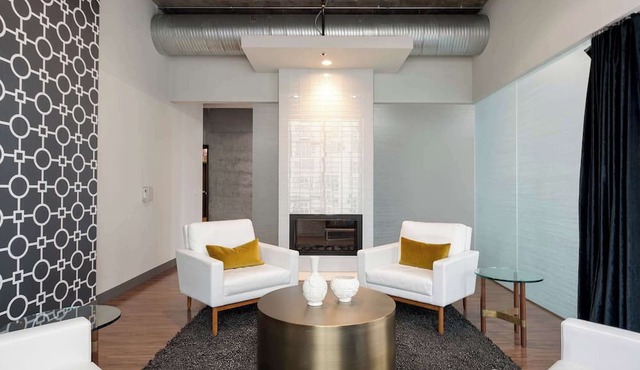 Top Floor Views + Central Comfort