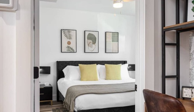 Stylish in Hillsboro Village by Vanderbilt and Belmont