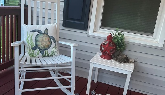 Home Away From Home ~ Plymouth Cottage, Washington County